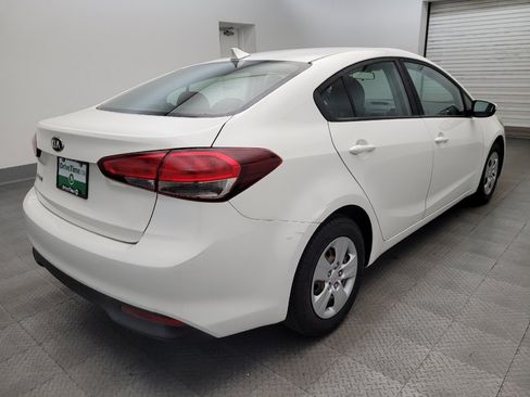 Used 2018 Kia Forte LX FWD image 9