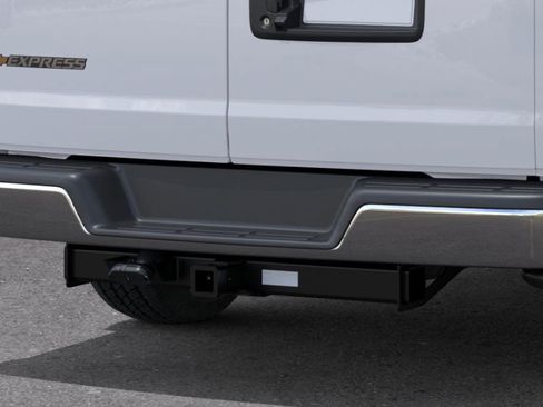 New 2026 Chevrolet Express 3500 Extended RWD image 14