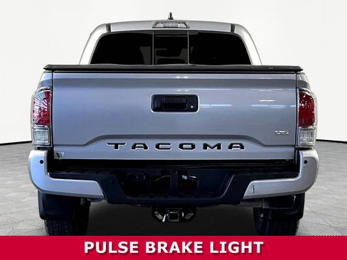 Used 2021 Toyota Tacoma TRD Sport w/ Technology Package AWD/4WD image 5