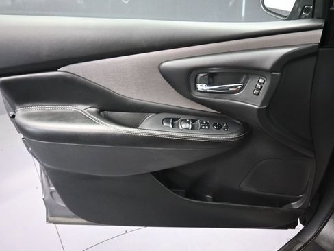 Used 2023 Nissan Murano SL image 17