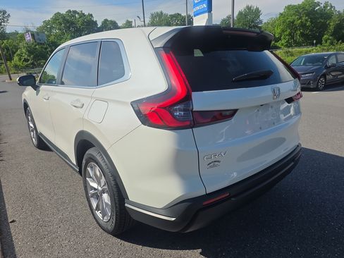 Used 2024 Honda CR-V EX-L image 7