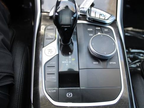 Used 2020 BMW 330i Sedan w/ Driving Assistance Package RWD image 31