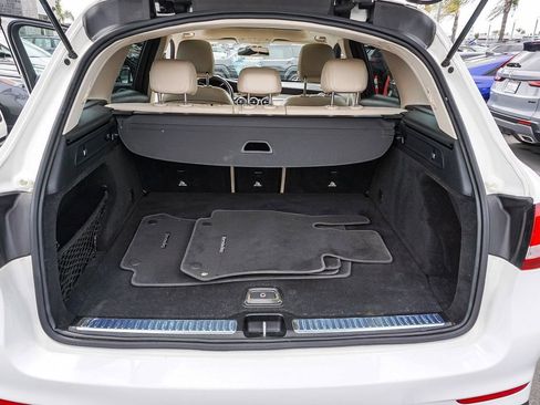 Used 2017 Mercedes-Benz GLC 300 image 24
