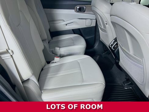 Used 2023 Kia Sorento X-Line EX image 24