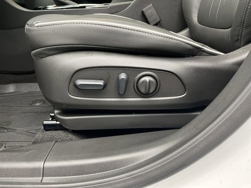 New 2026 Buick Encore GX Avenir w/ Avenir Technology Package image 11
