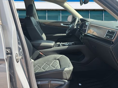 New 2026 Volkswagen Atlas SE AWD/4WD image 11