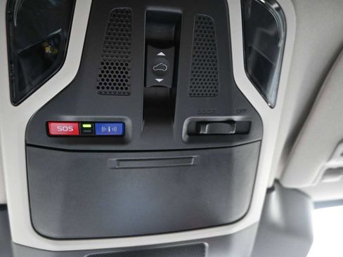 Used 2023 Subaru Outback Limited image 18