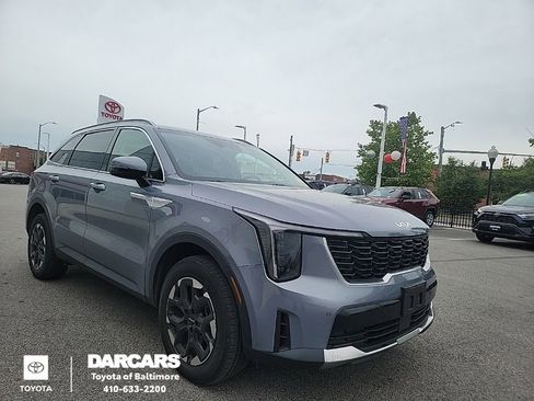 Used 2024 Kia Sorento S AWD/4WD image 1