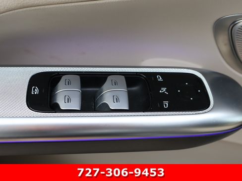 Certified 2023 Mercedes-Benz GLC 300 4MATIC w/ Exclusive Trim Package image 15