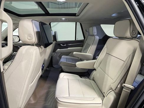 Used 2021 GMC Yukon Denali w/ Denali Premium Package image 19