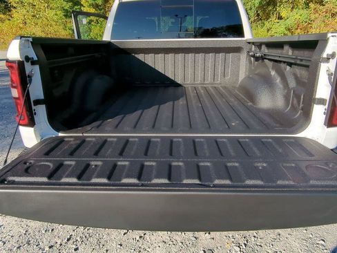 New 2026 RAM 1500 Tradesman AWD/4WD image 17