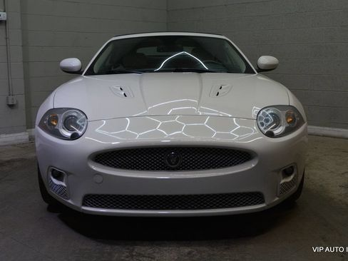 Used 2008 Jaguar XKR R RWD image 10