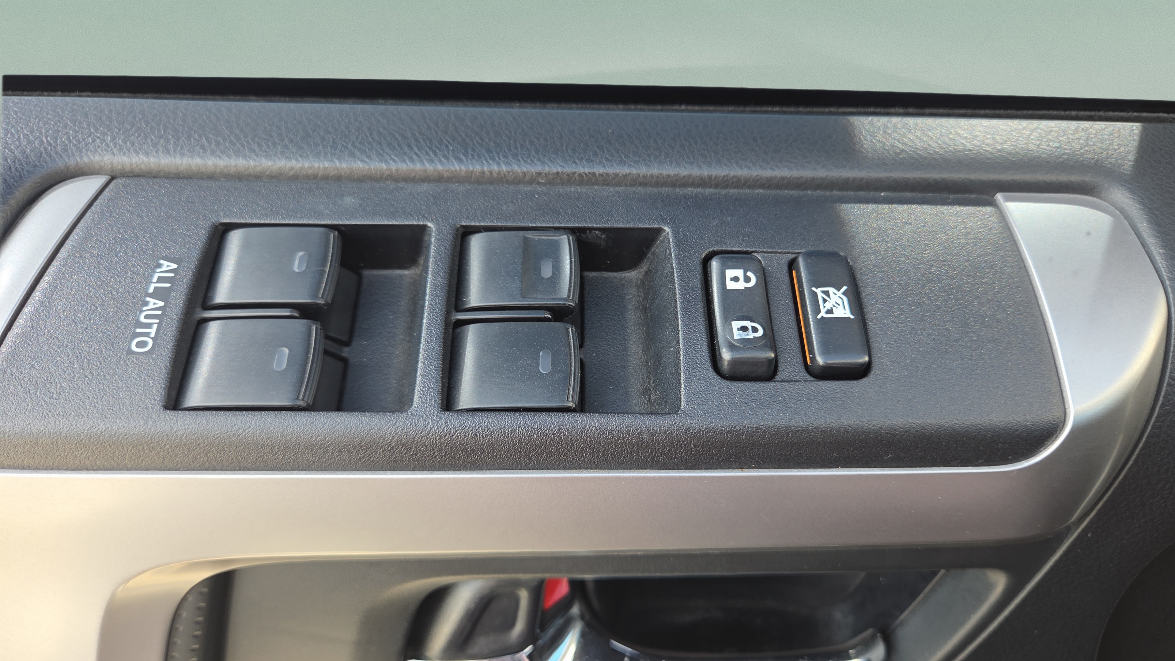 Used 2017 Toyota 4Runner SR5 Premium RWD image 32