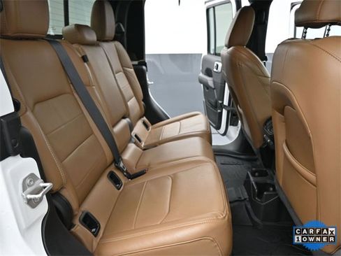Used 2022 Jeep Gladiator Overland w/ Popular Equipment Package image 16