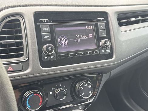 Used 2019 Honda HR-V LX image 20