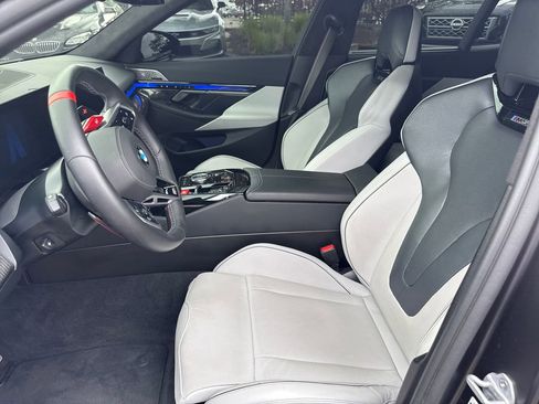 Used 2025 BMW M5 Touring AWD/4WD image 9