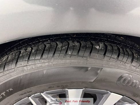 Used 2025 Nissan Altima 2.5 SV FWD image 23