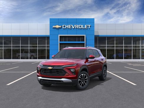 New 2026 Chevrolet TrailBlazer LT w/ LPO, Blackout Package AWD/4WD image 8