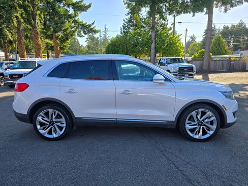 Used 2018 Lincoln MKX Reserve w/ Luxury Package image 8