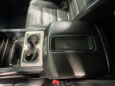 Used 2015 GMC Sierra 2500 Denali w/ Driver Alert Package AWD/4WD image 12