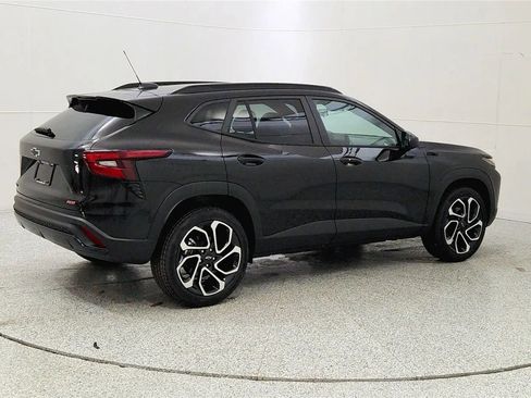 New 2026 Chevrolet Trax RS w/ Driver Confidence Package FWD image 7