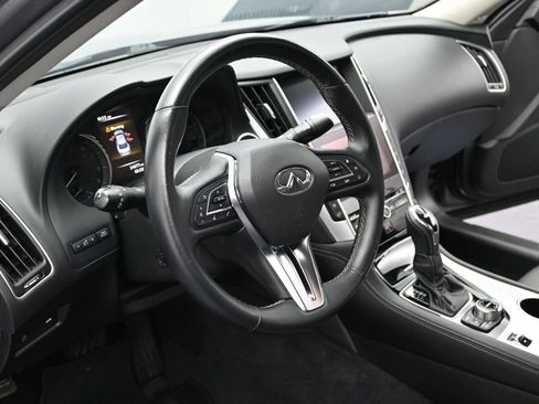 Used 2023 INFINITI Q50 Luxe w/ Cargo Package RWD image 11