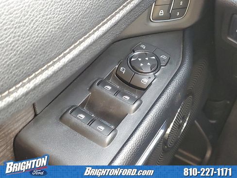 Used 2021 Ford Expedition Max Limited AWD/4WD image 19
