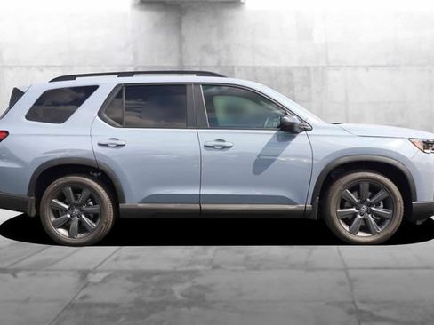 New 2026 Honda Pilot Sport image 5