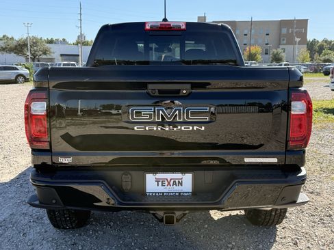 New 2026 GMC Canyon Elevation w/ Convenience Package image 6