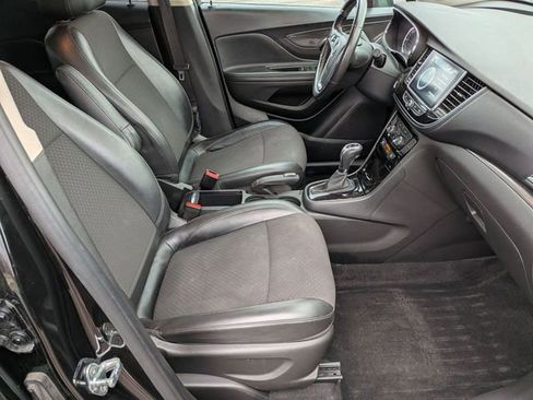 Used 2018 Buick Encore Preferred FWD image 31