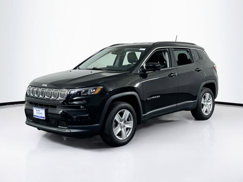 Used 2022 Jeep Compass Latitude w/ Convenience Group image 1
