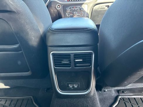 Used 2022 Dodge Charger GT RWD image 46
