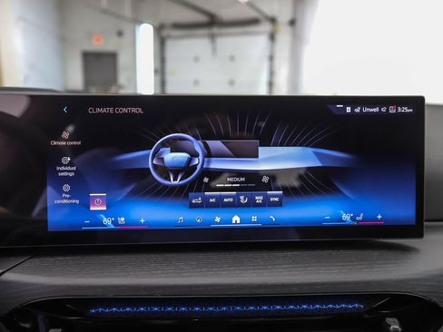 New 2026 BMW i4 xDrive40i w/ Premium Package AWD/4WD image 18