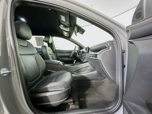 Used 2025 Hyundai Santa Cruz SEL image 31