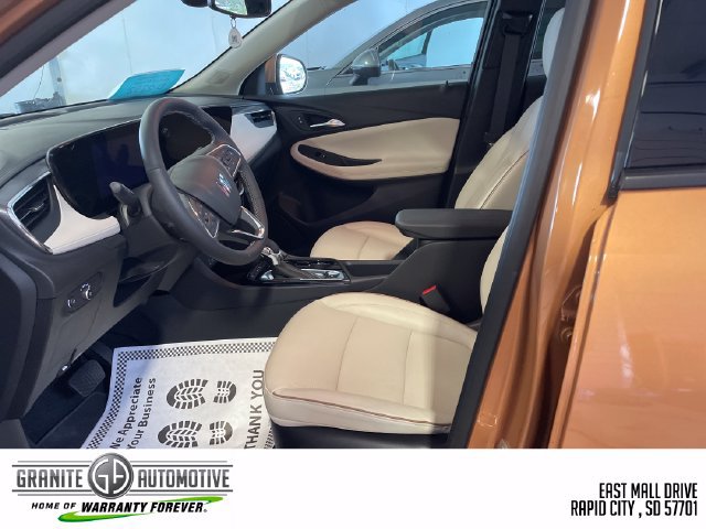 Used 2026 Buick Encore GX Avenir w/ Avenir Convenience Package FWD image 10