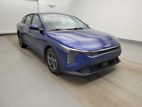 Used 2025 Kia K4 LXS image 13