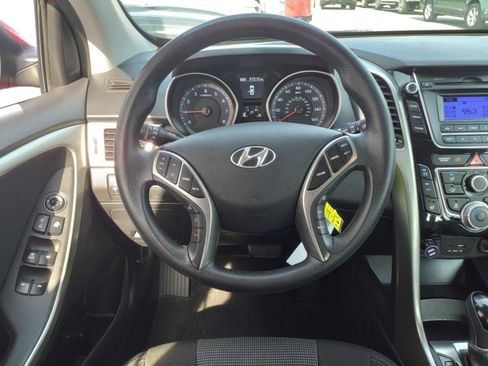 Used 2016 Hyundai Elantra GT image 5