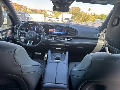 Certified 2025 Mercedes-Benz GLS 450 4MATIC w/ AMG Line Exterior image 9