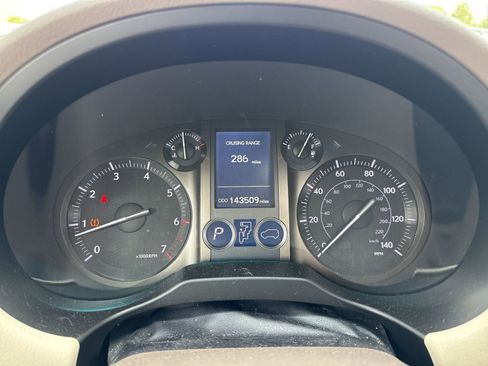Used 2017 Lexus GX 460 Premium AWD/4WD image 16