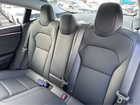 Used 2024 Tesla Model 3 Long Range image 9
