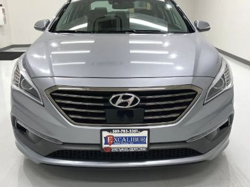 Used 2016 Hyundai Sonata Limited w/ Option Group 04 FWD image 10