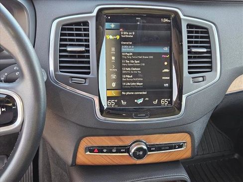 Used 2021 Volvo XC90 T8 Inscription Expression w/ Protection Package Premier image 14