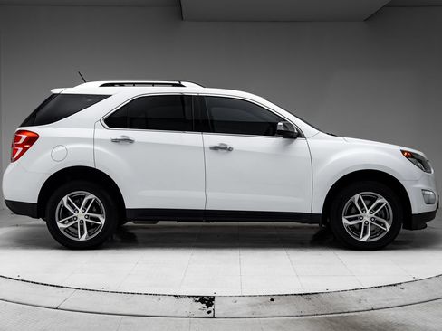 Used 2016 Chevrolet Equinox LTZ w/ Enhanced Convenience Package AWD/4WD image 31
