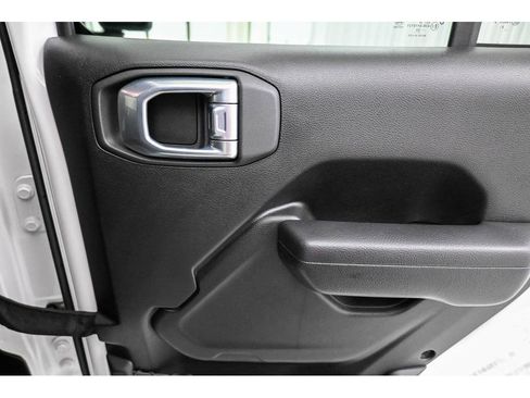 Used 2024 Jeep Wrangler Unlimited Sport AWD/4WD image 21
