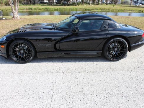 Used 2000 Dodge Viper RT/10 image 5