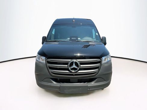 New 2025 Mercedes-Benz Sprinter 2500 image 2
