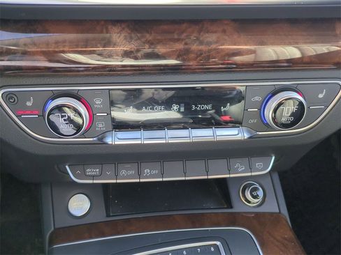 Used 2018 Audi Q5 2.0T Premium image 27