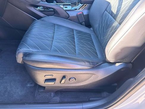 Used 2025 Kia Telluride SX Prestige X-Line image 25