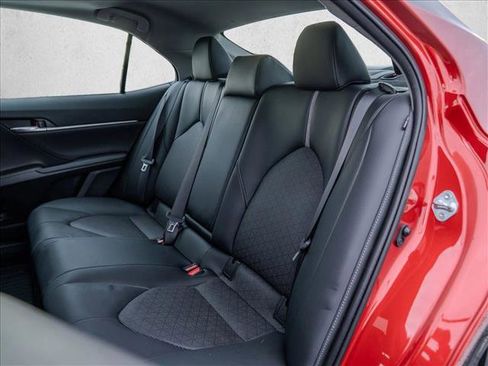 Used 2022 Toyota Camry XSE w/ Navigation Upgrade Package image 20