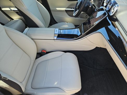 Certified 2026 Mercedes-Benz C 300 Sedan image 6